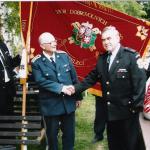 Setkání v Ubušíně 2004 - starosta Telecího J.Bednář a plk. JUDr. M.Řepiský